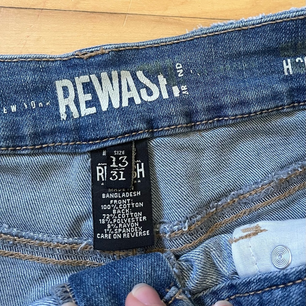 Women’s Rewash High Rise Distressed Denim Shorts - Picture 3 of 3